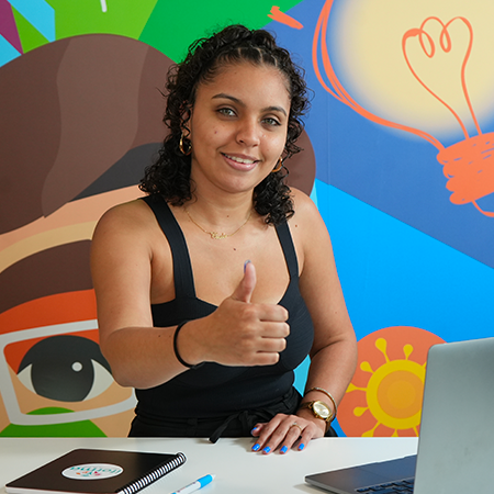 Anne-Cécile Ranggeh, assistante de direction chez iForma
