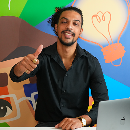 Solan Inguéhé, assistant marketing digital chez iForma